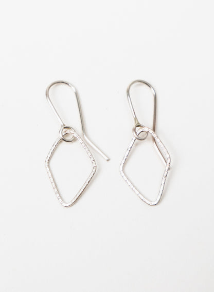 1 Link Diamond Shape Earring