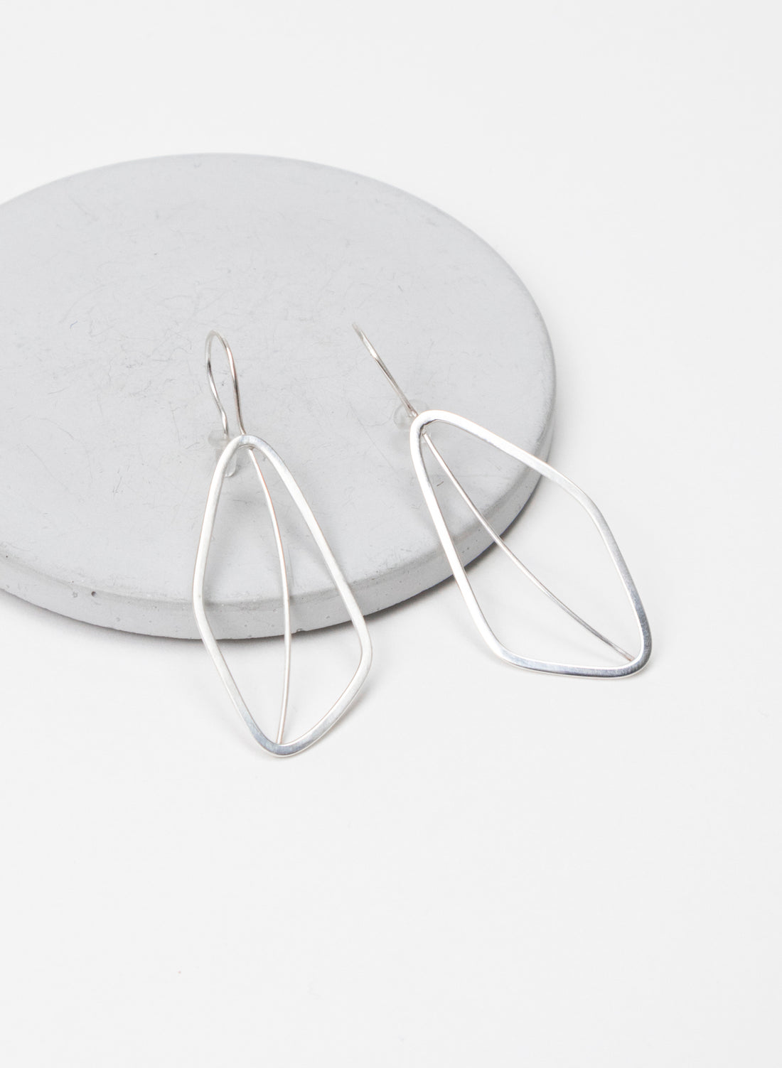 Plain Leaf Earring