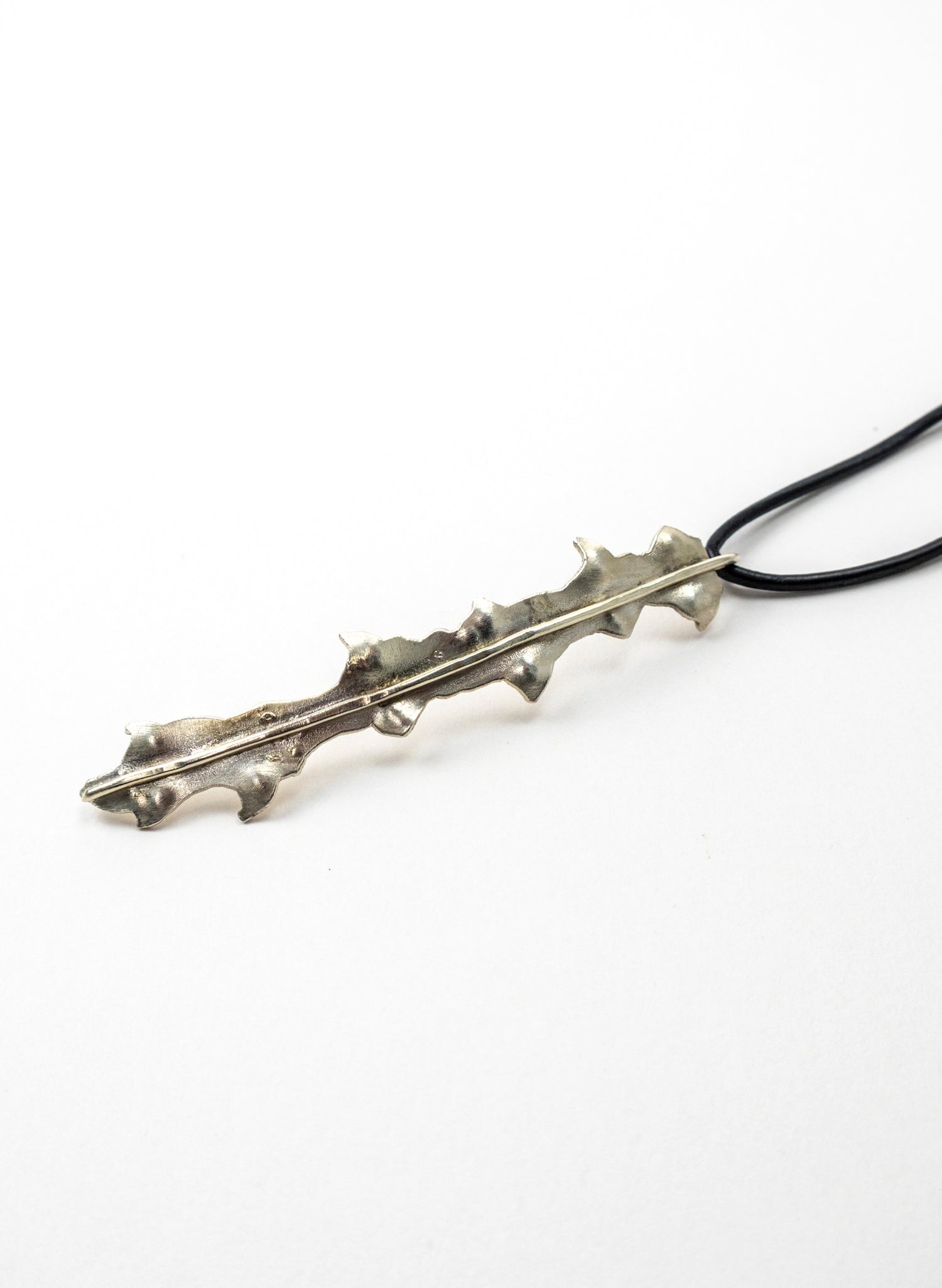 Horoeka Leaf Pendant - Silver