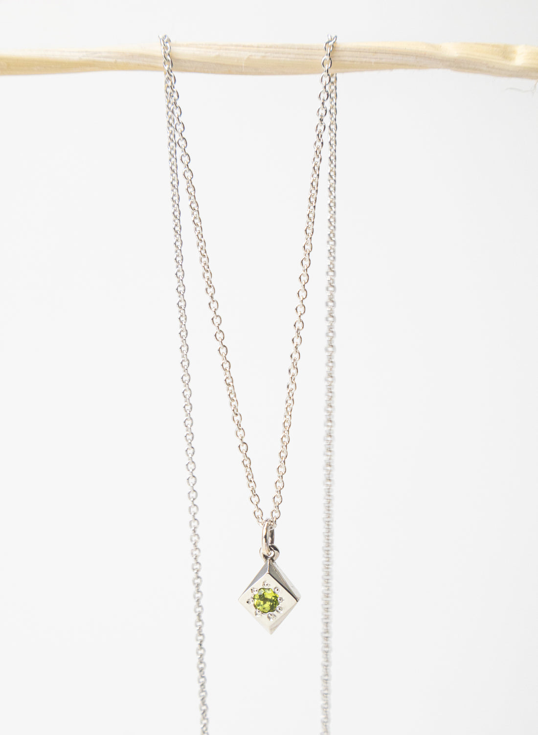 Daisy Cluster Necklace