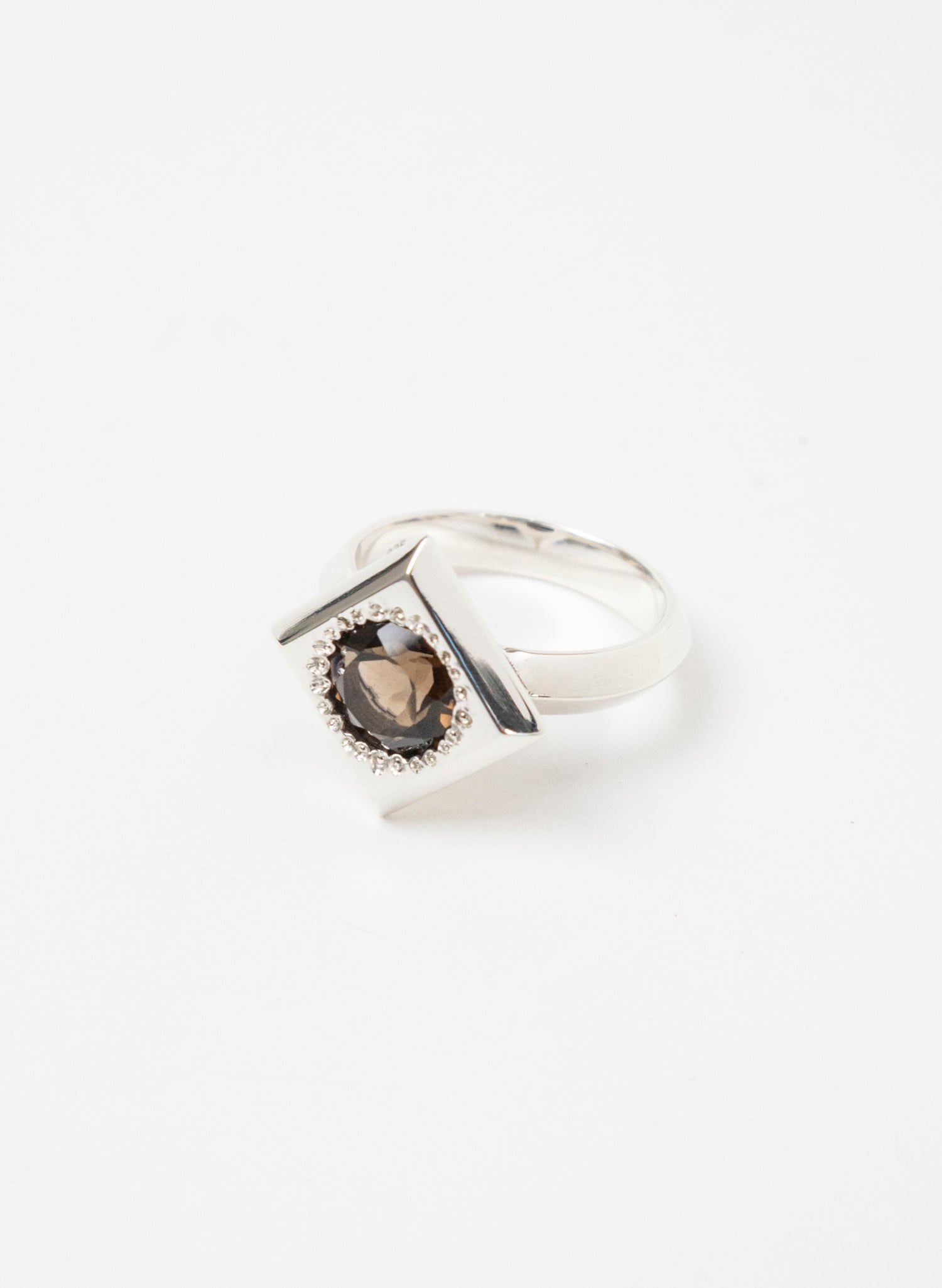 Daisy Frame Ring