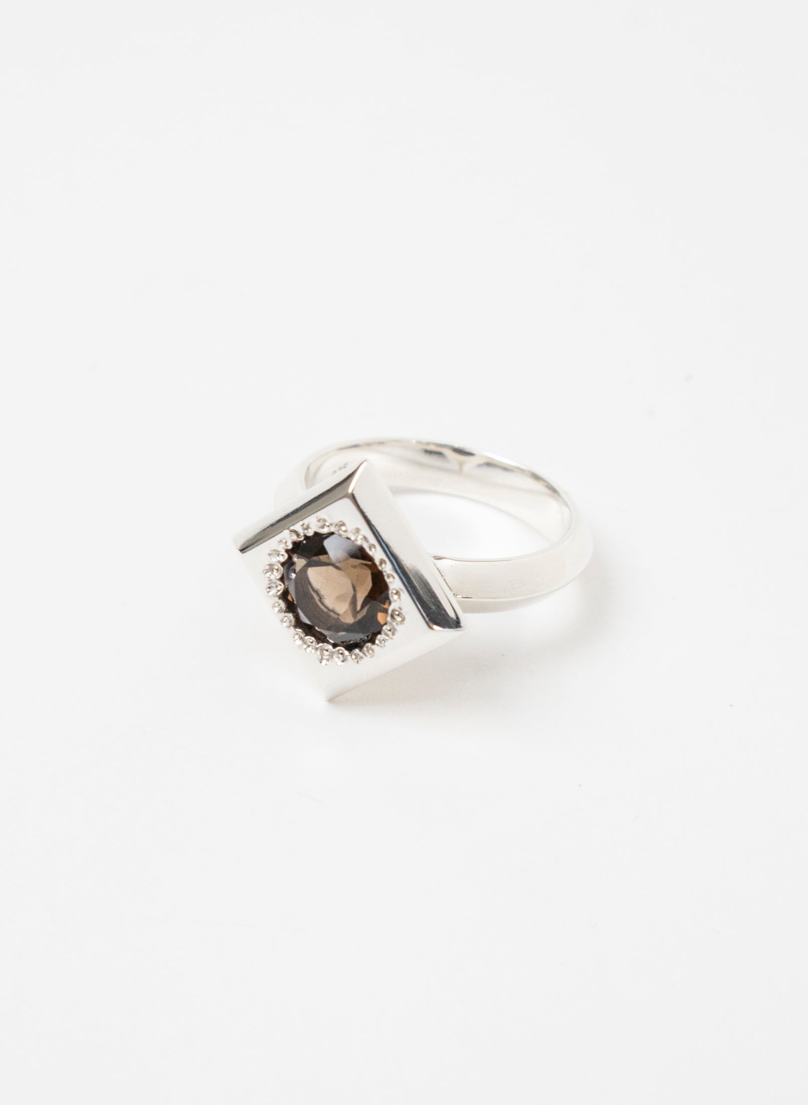 Daisy Frame Ring