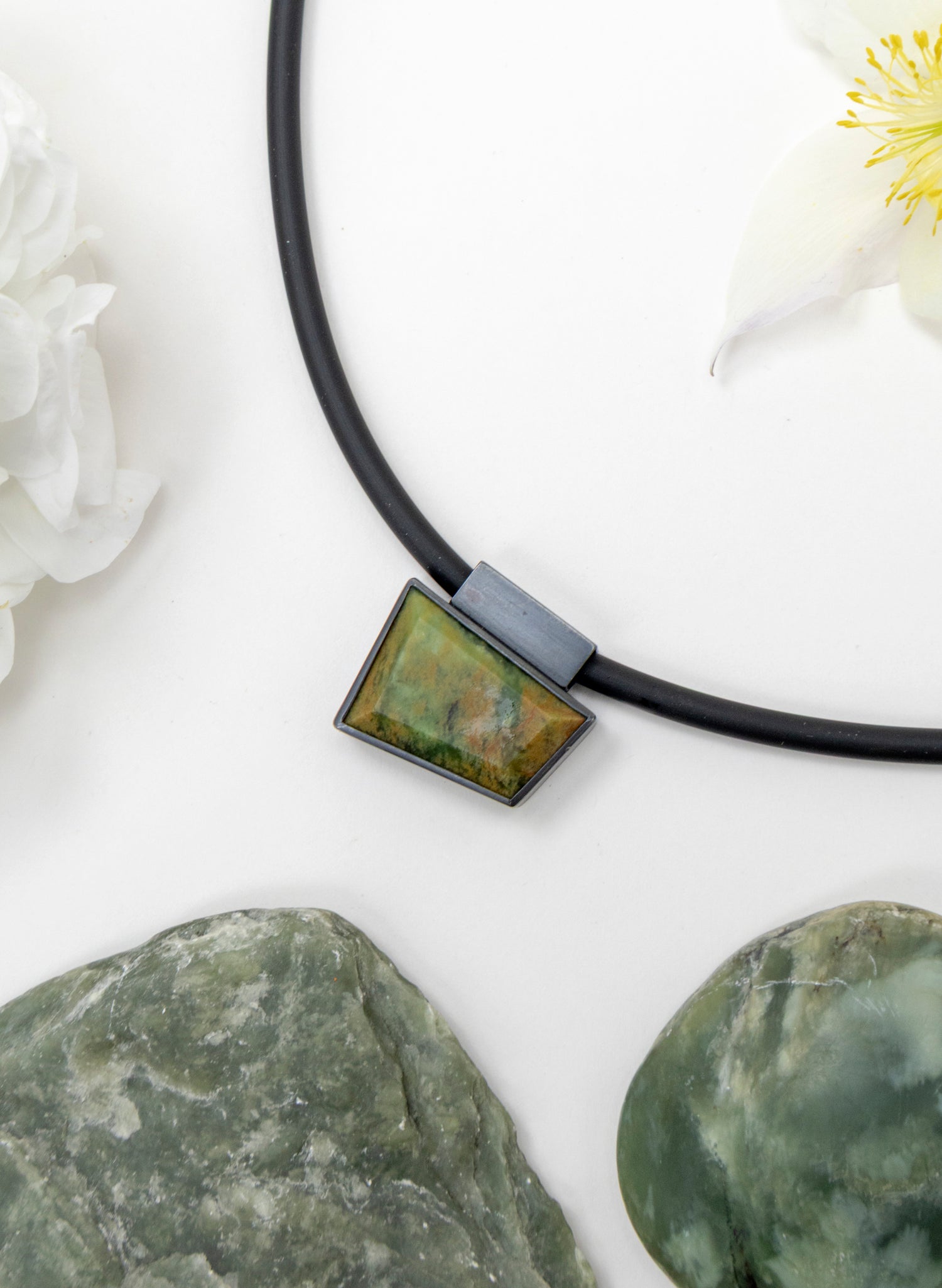 Geometric Pounamu Gem Pendant