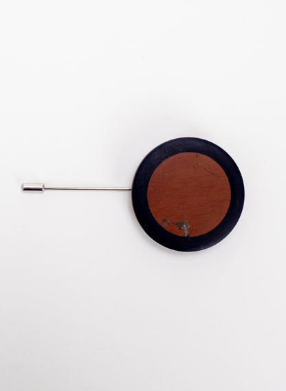 Caim Lapel Pin - Red