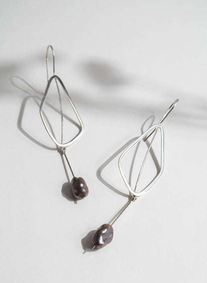 Delicate Leaf Earring with Grey Pearl