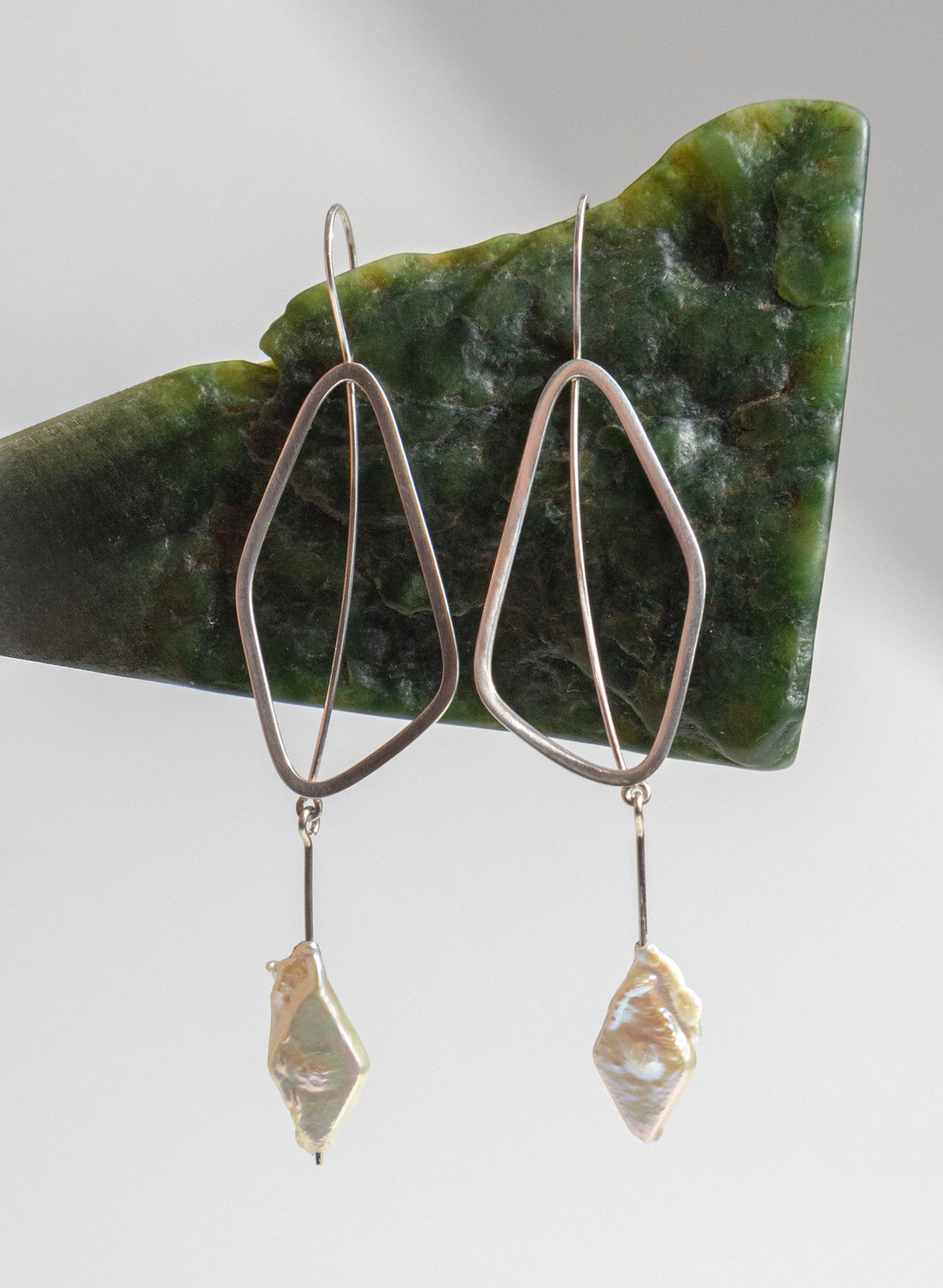 Delicate Leaf Earring with Rectangle Pearls