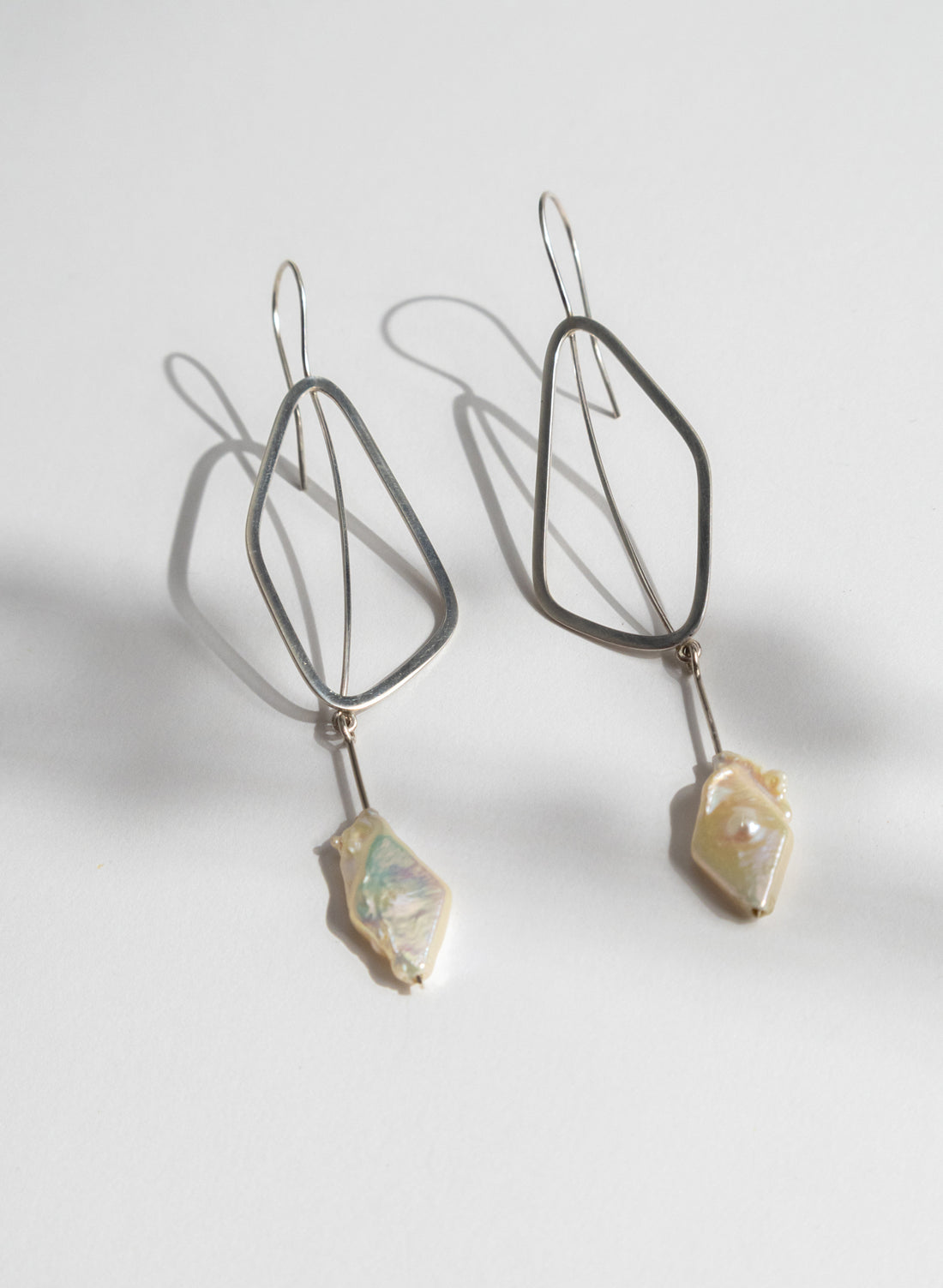 Delicate Leaf Earring with Rectangle Pearls