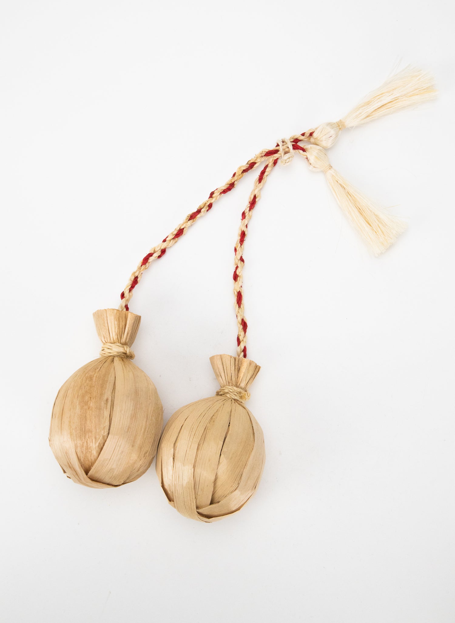 Short Raupō &amp; Muka Poi 