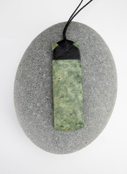 Bound Pounamu Toki 
