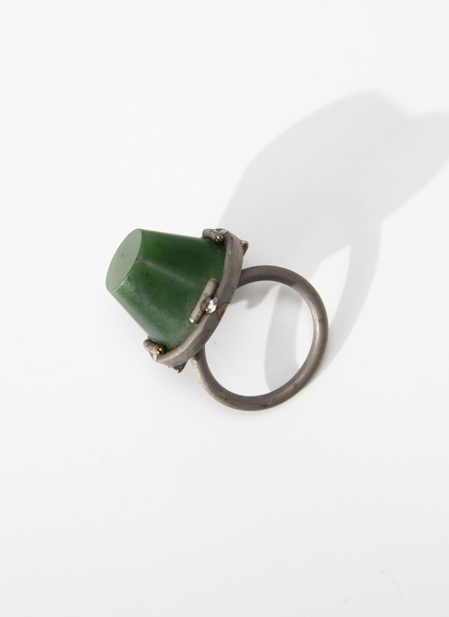 NZ Pounamu &amp; Titanium Ring