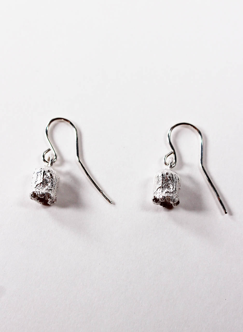 Rātā Hook Earrings - Sterling Silver