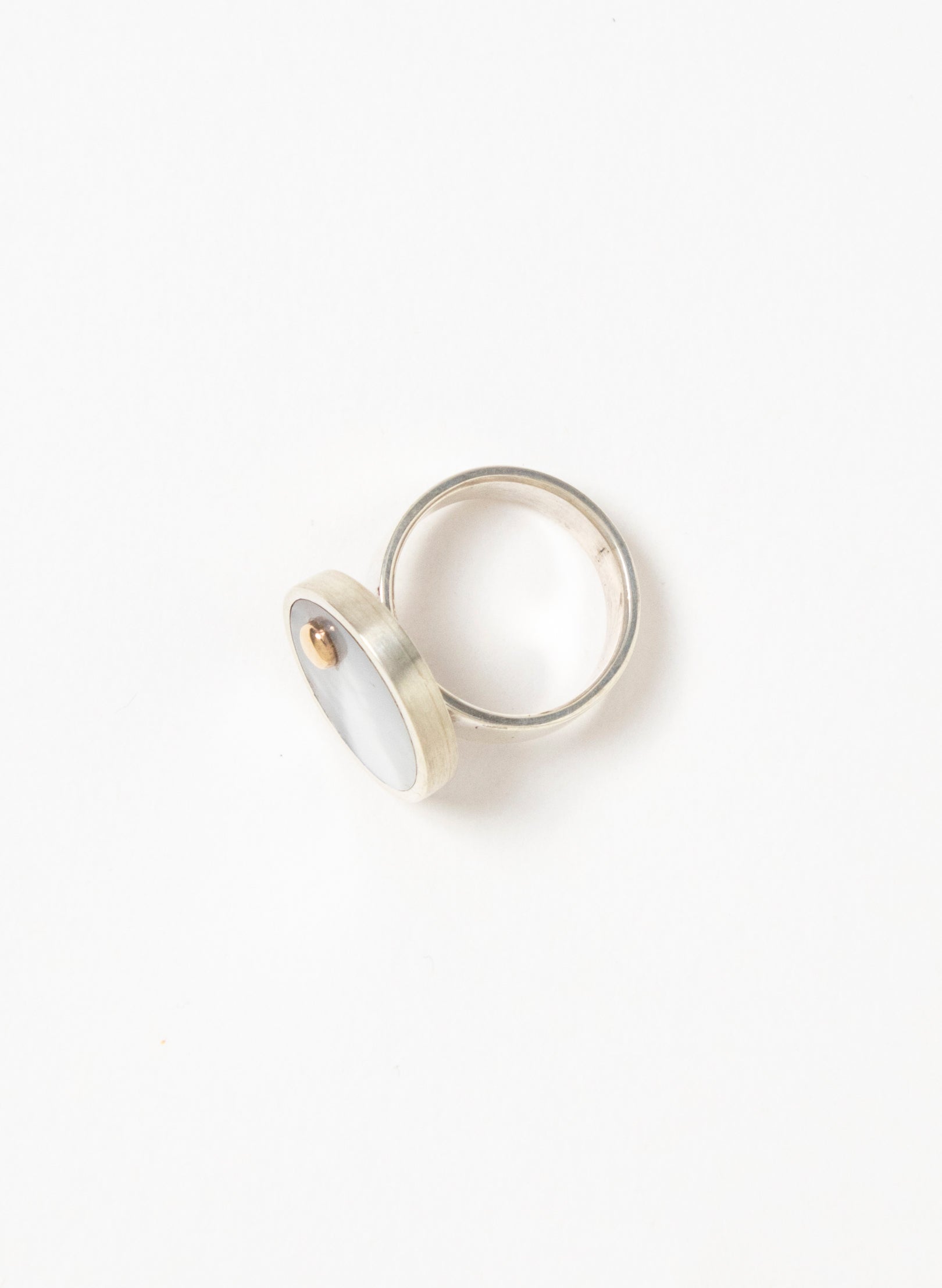 Small MOP Disc Ring