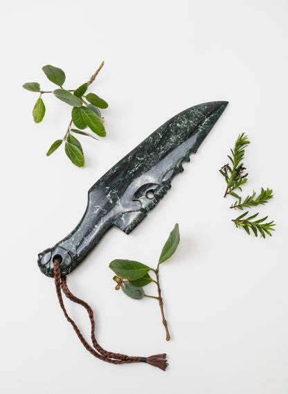 Pounamu Display Knife on Stand
