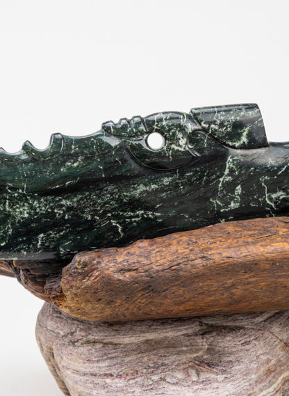 Pounamu Display Knife on Stand
