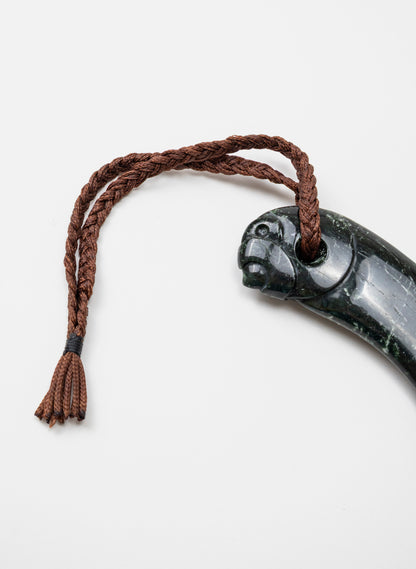 Pounamu Display Knife on Stand