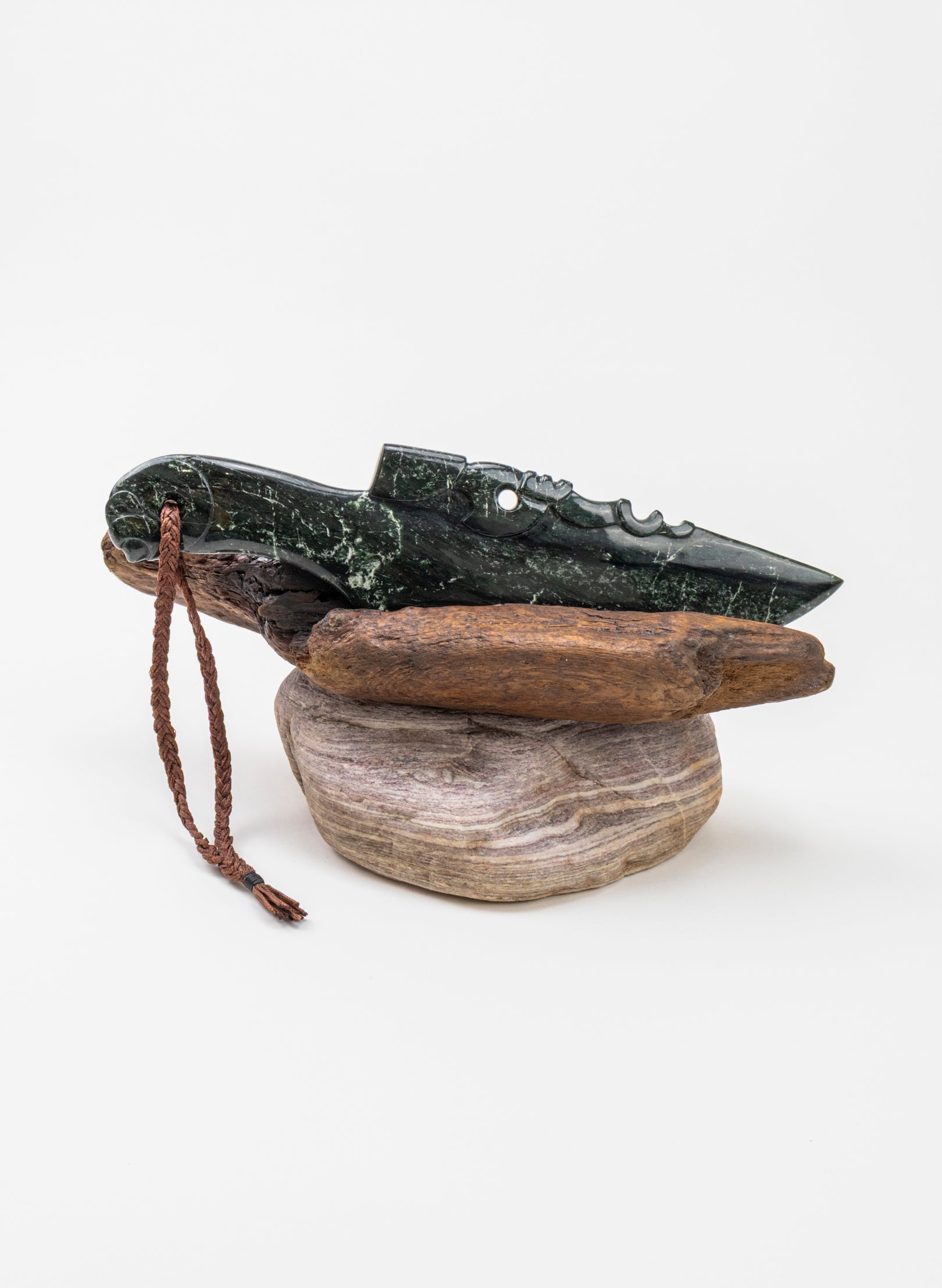 Pounamu Display Knife on Stand
