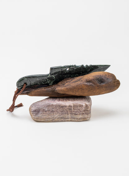 Pounamu Display Knife on Stand