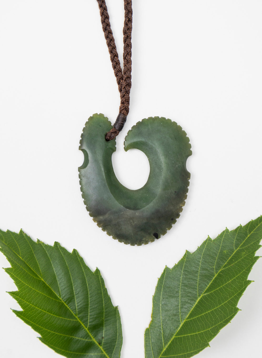 Pounamu Oval Matau 