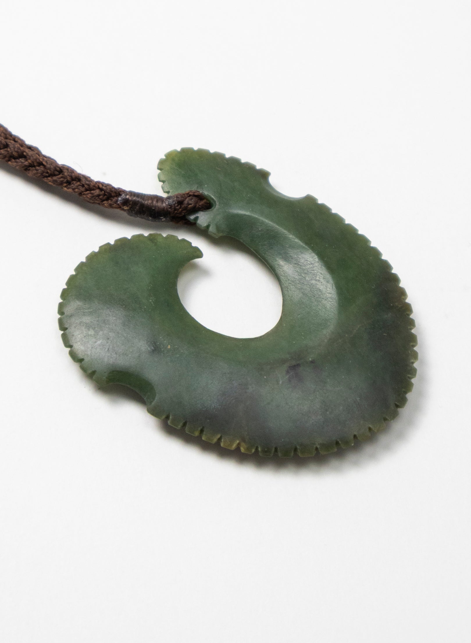 Pounamu Oval Matau 