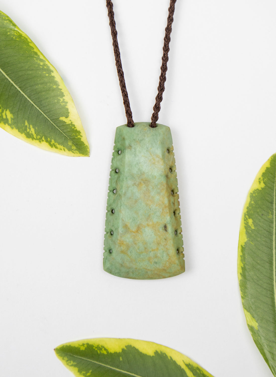 Toki with Patapata Knotching