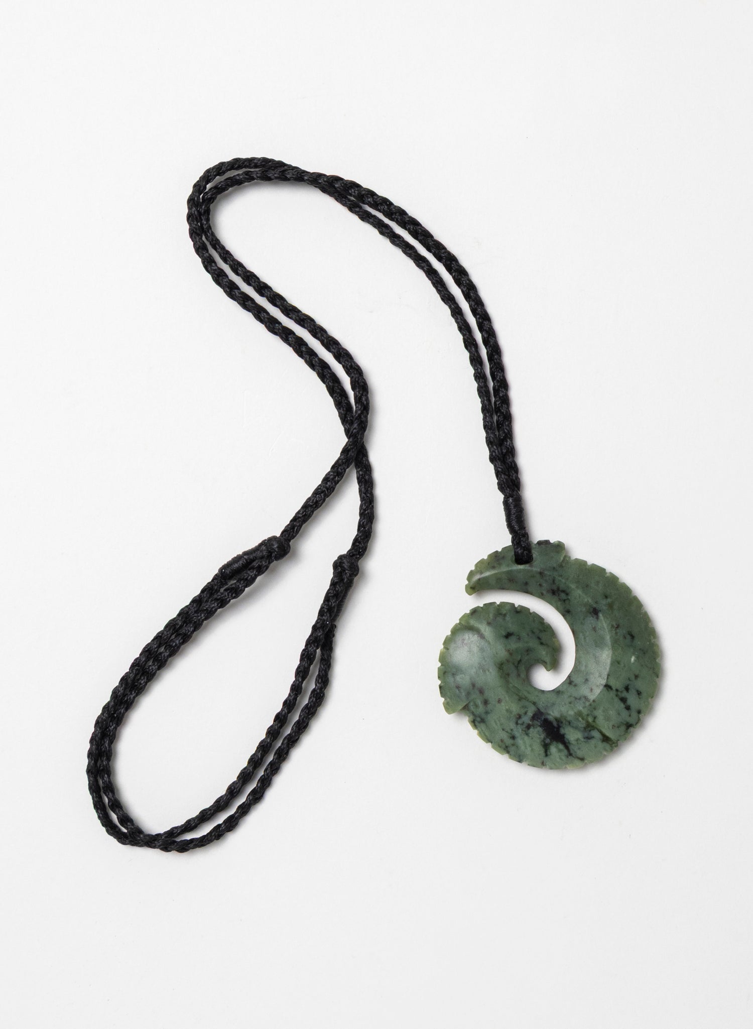 Pounamu Circle Matau