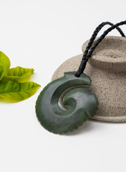 Pounamu Circle Matau