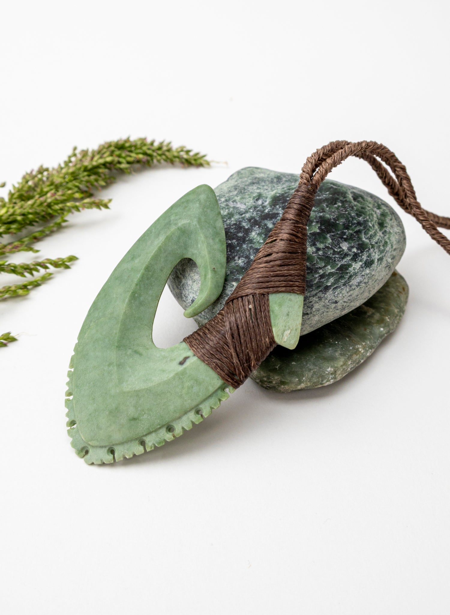 Pounamu Notched Matau