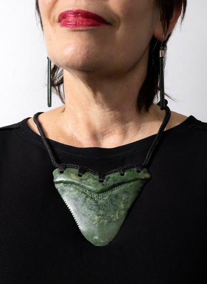 Pounamu -  XL Megalodon Tooth