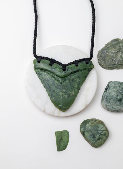 Pounamu -  XL Megalodon Tooth