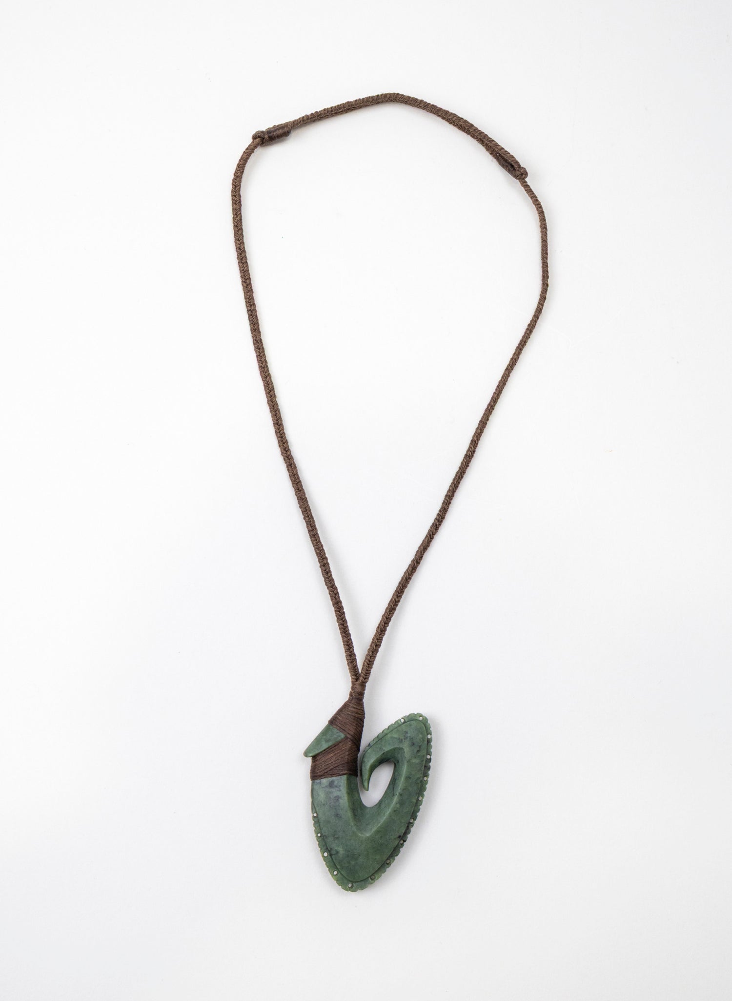 Notched Pounamu Hei Matau