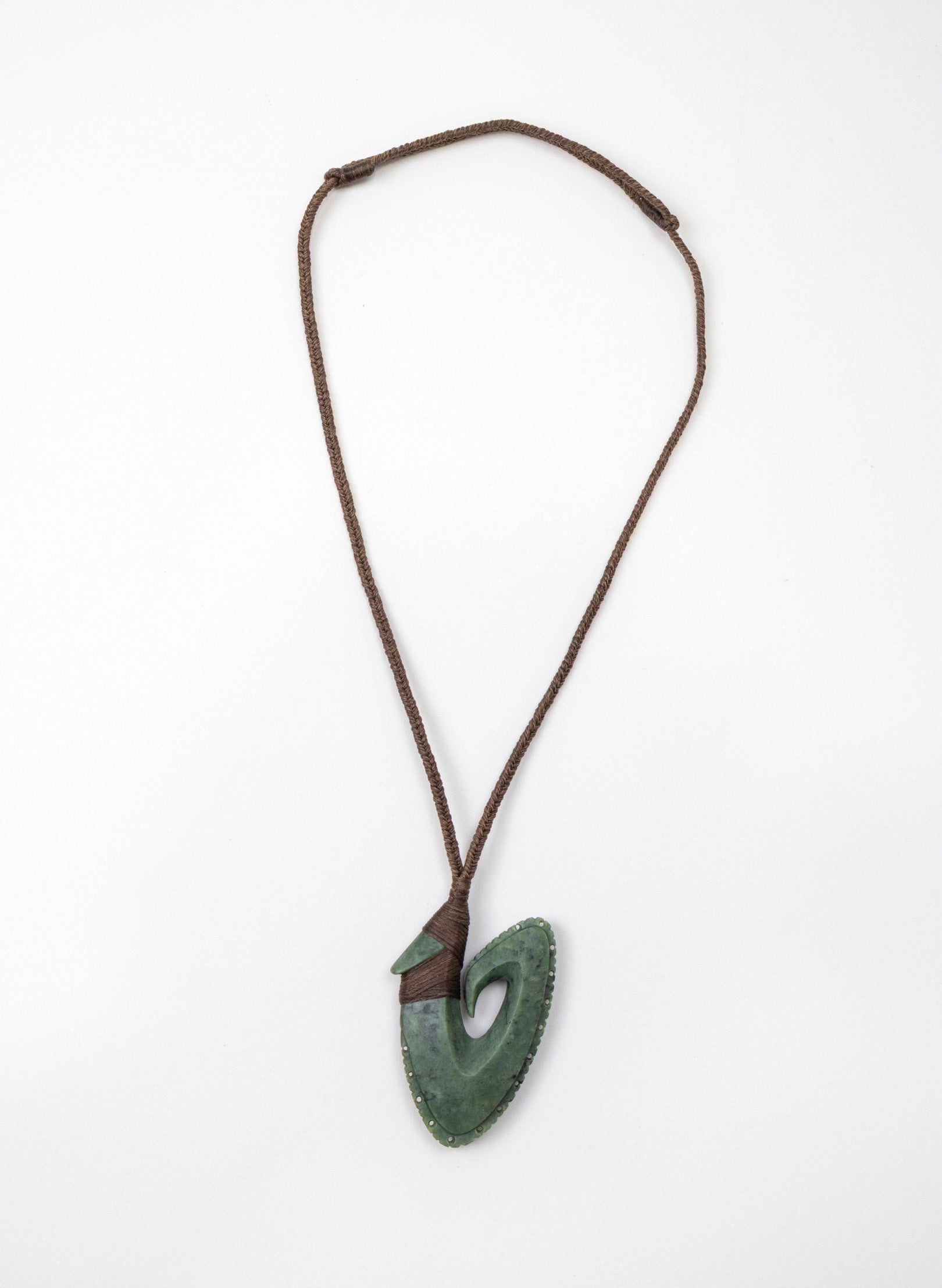 Notched Pounamu Hei Matau