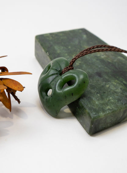Pounamu Kawakawa Leaf