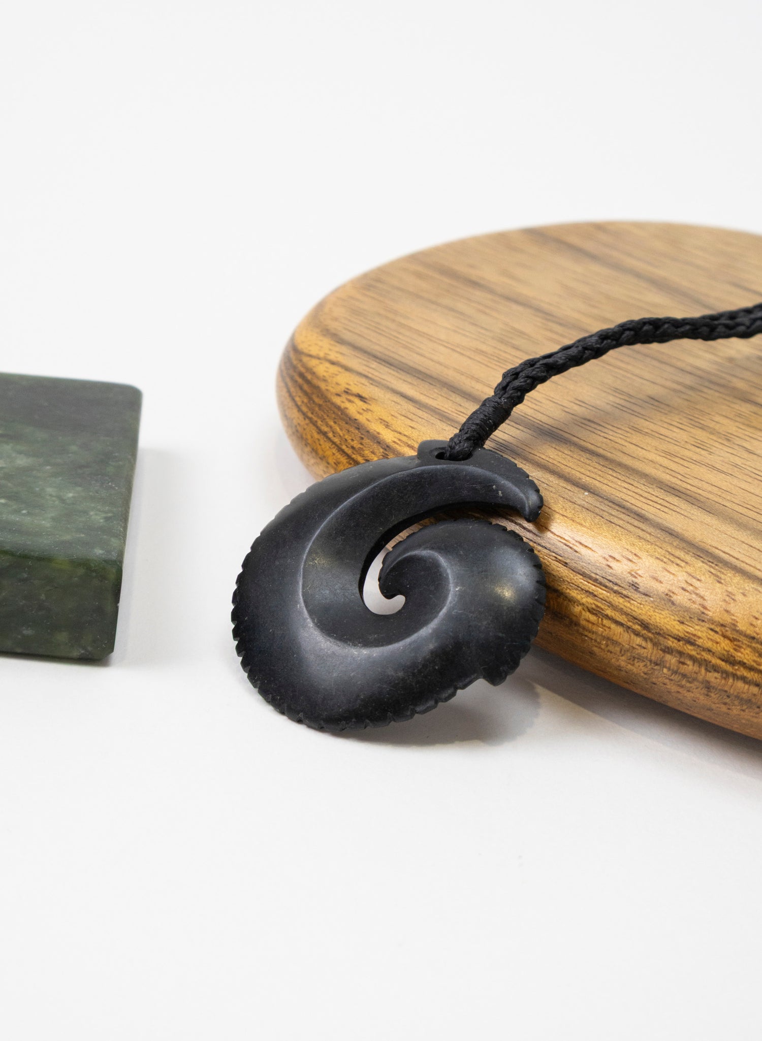 Pounamu Circle Matau