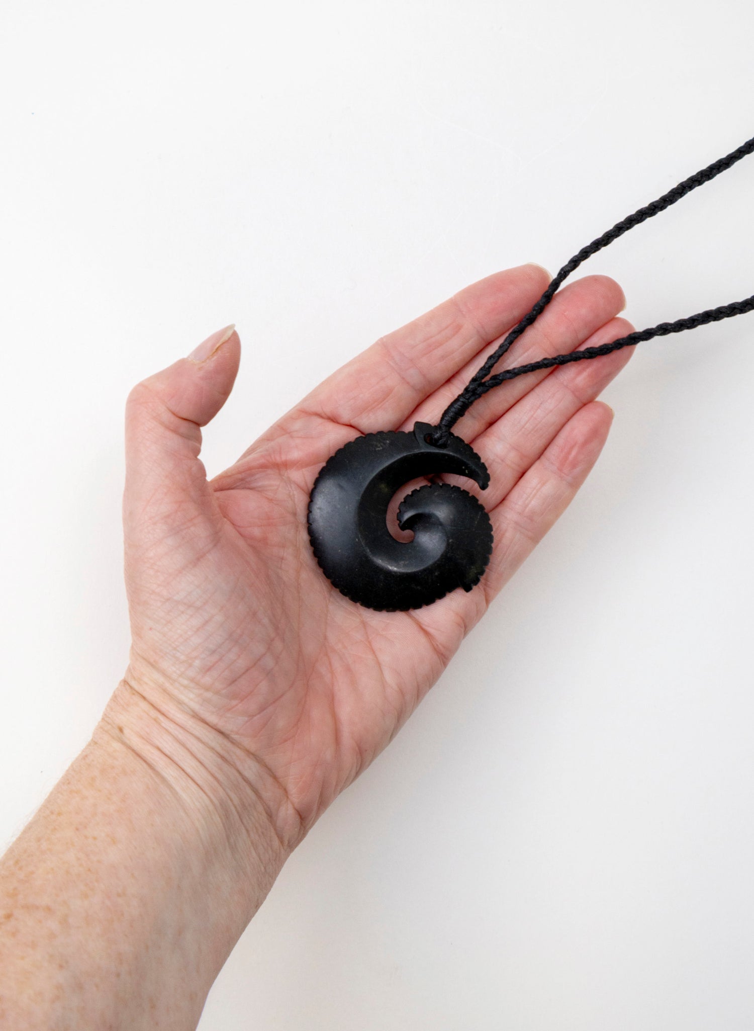 Pounamu Circle Matau