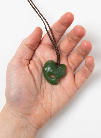 Small Pounamu Kawakawa Leaf