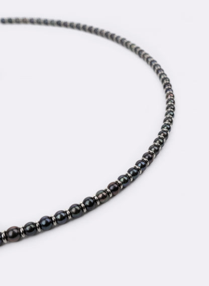 Contrast Black - Necklace