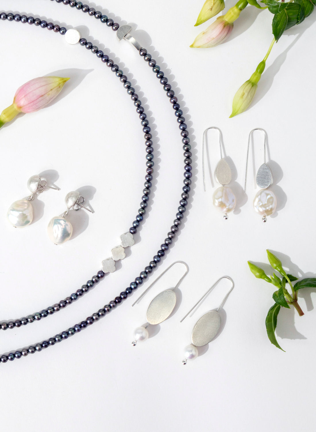 Silent Teardrop - Earrings