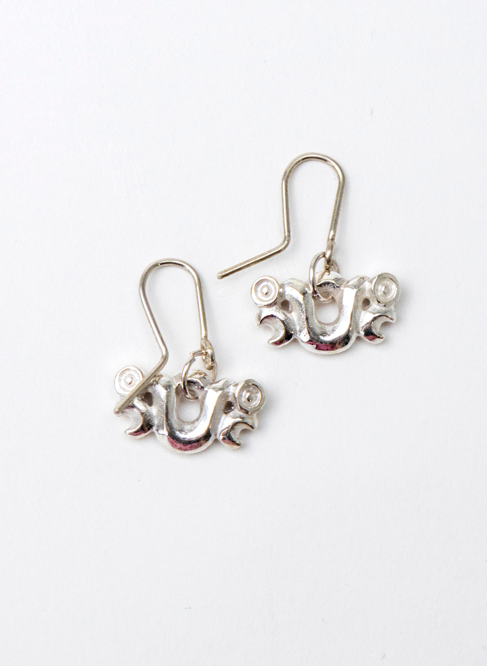 Pekapeka Earrings