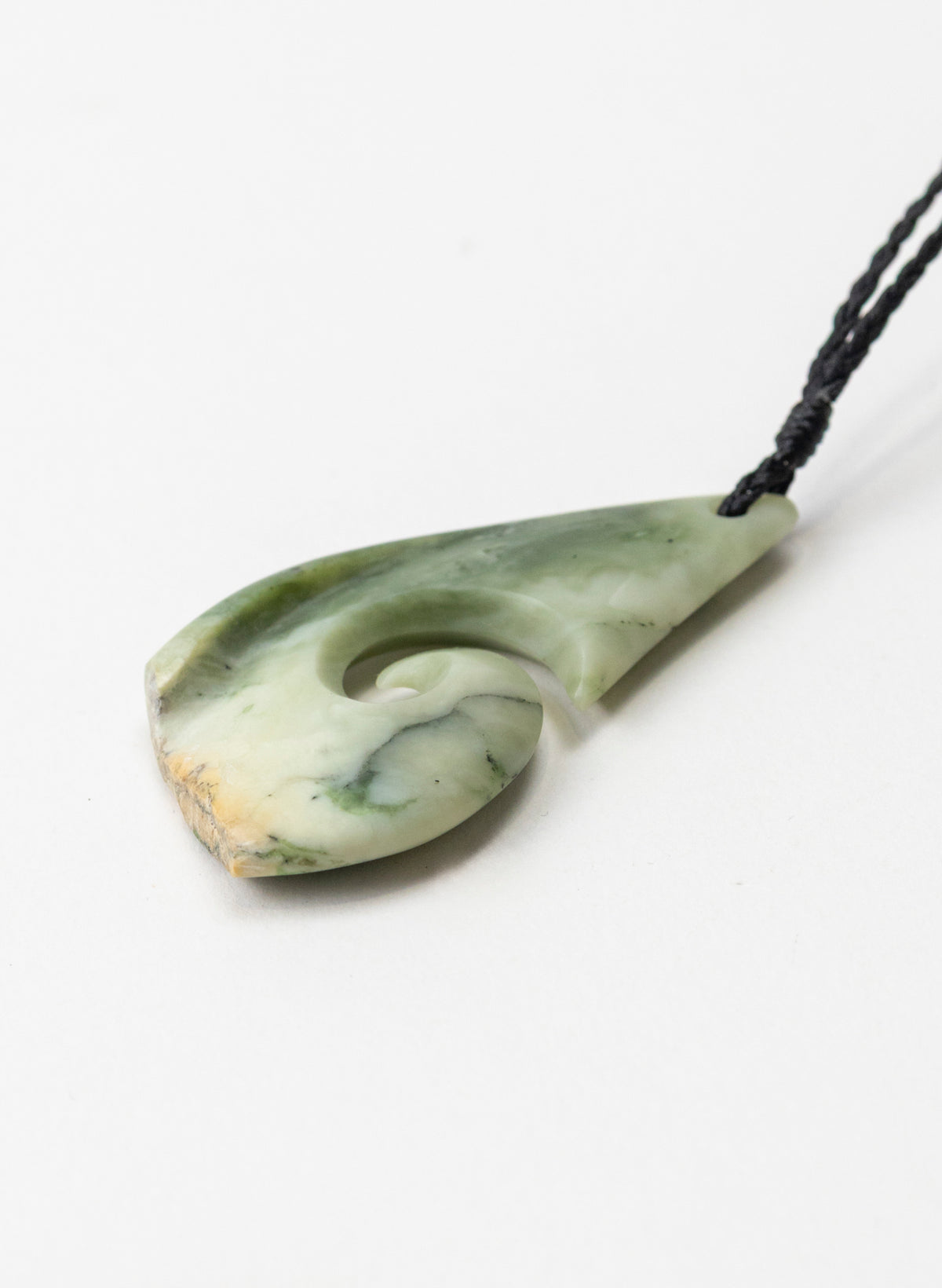 Pounamu Hei Matau