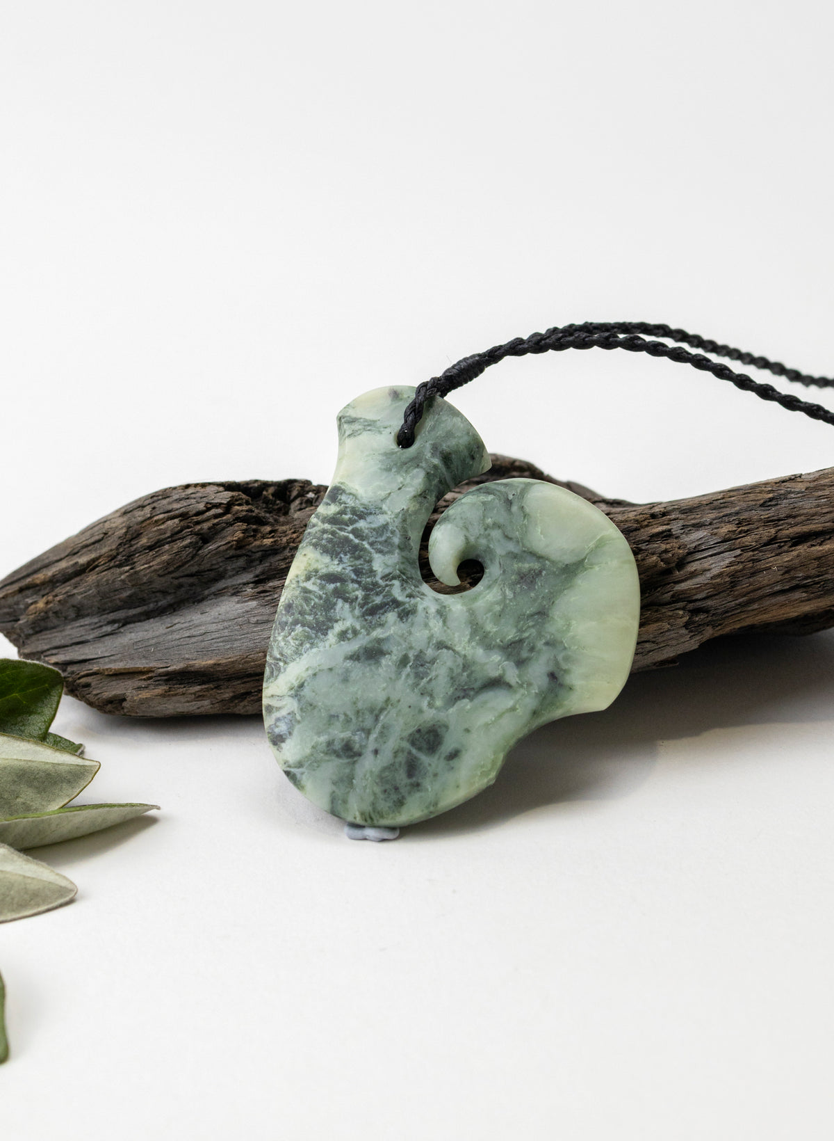 Pounamu Hei Matau