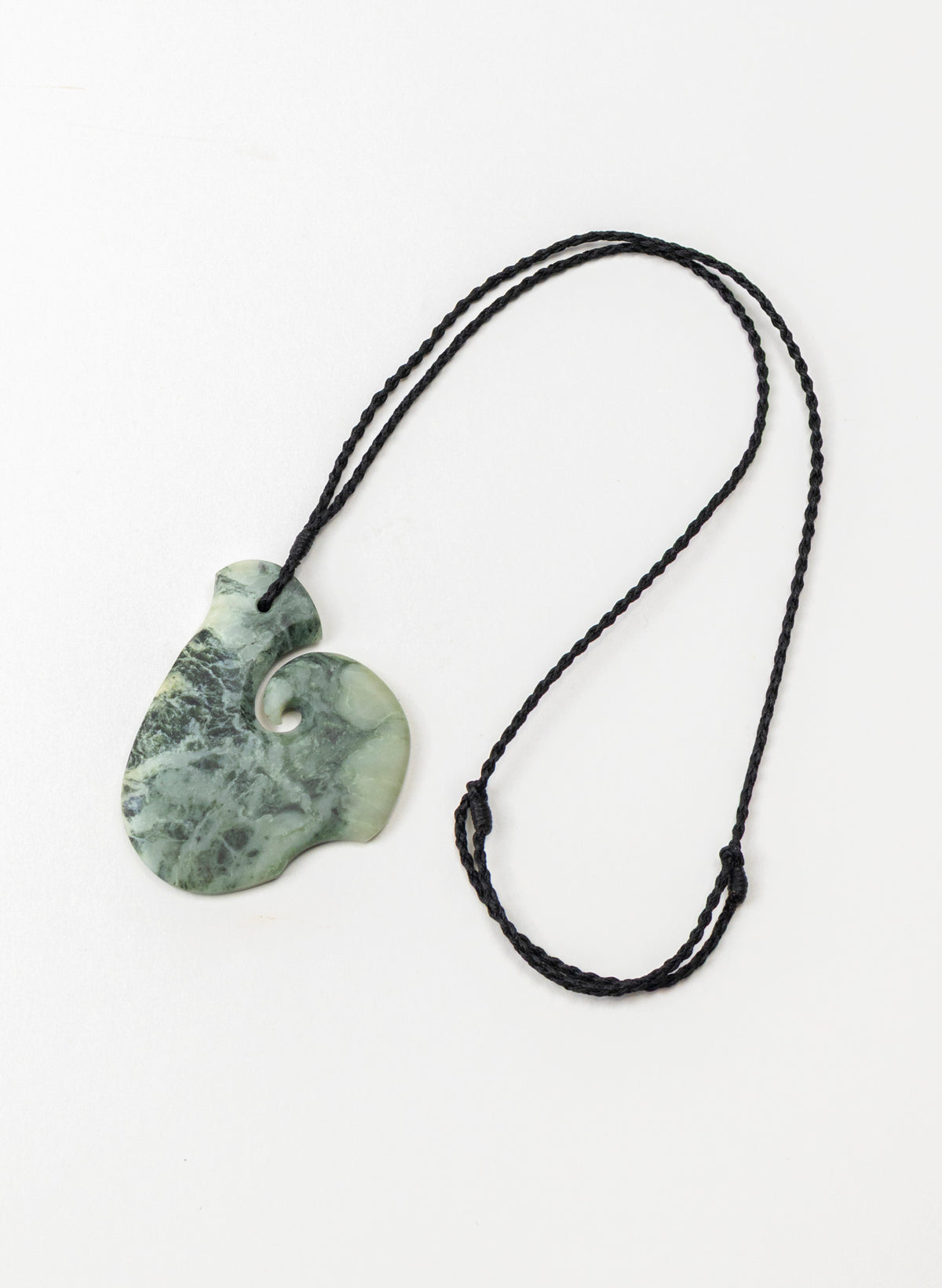 Pounamu Hei Matau