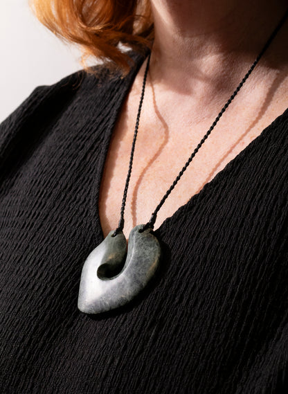 Pounamu Hei Matau