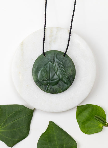 Carved Pounamu Porohita Necklace with Leaf Detailing