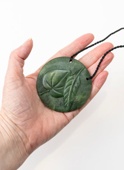 Carved Pounamu Porohita Necklace with Leaf Detailing