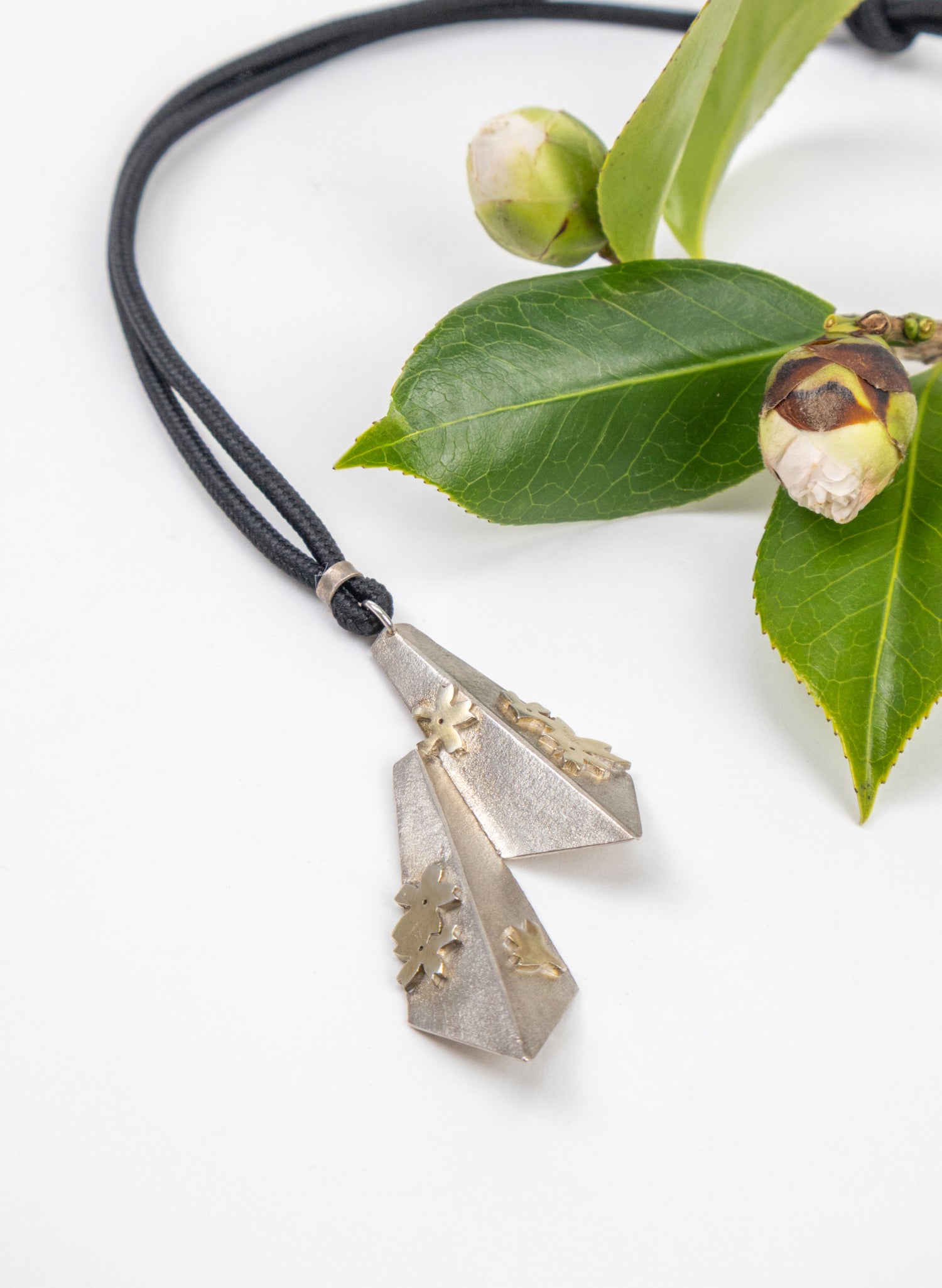 Double Fan Pendant