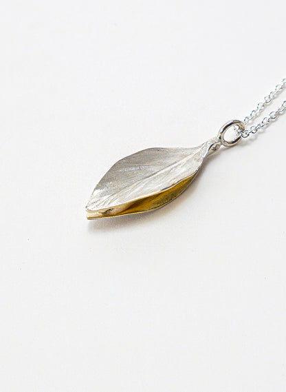Double Leaf Pendant