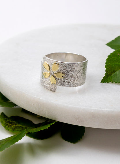 Sakura Gold Petal Ring
