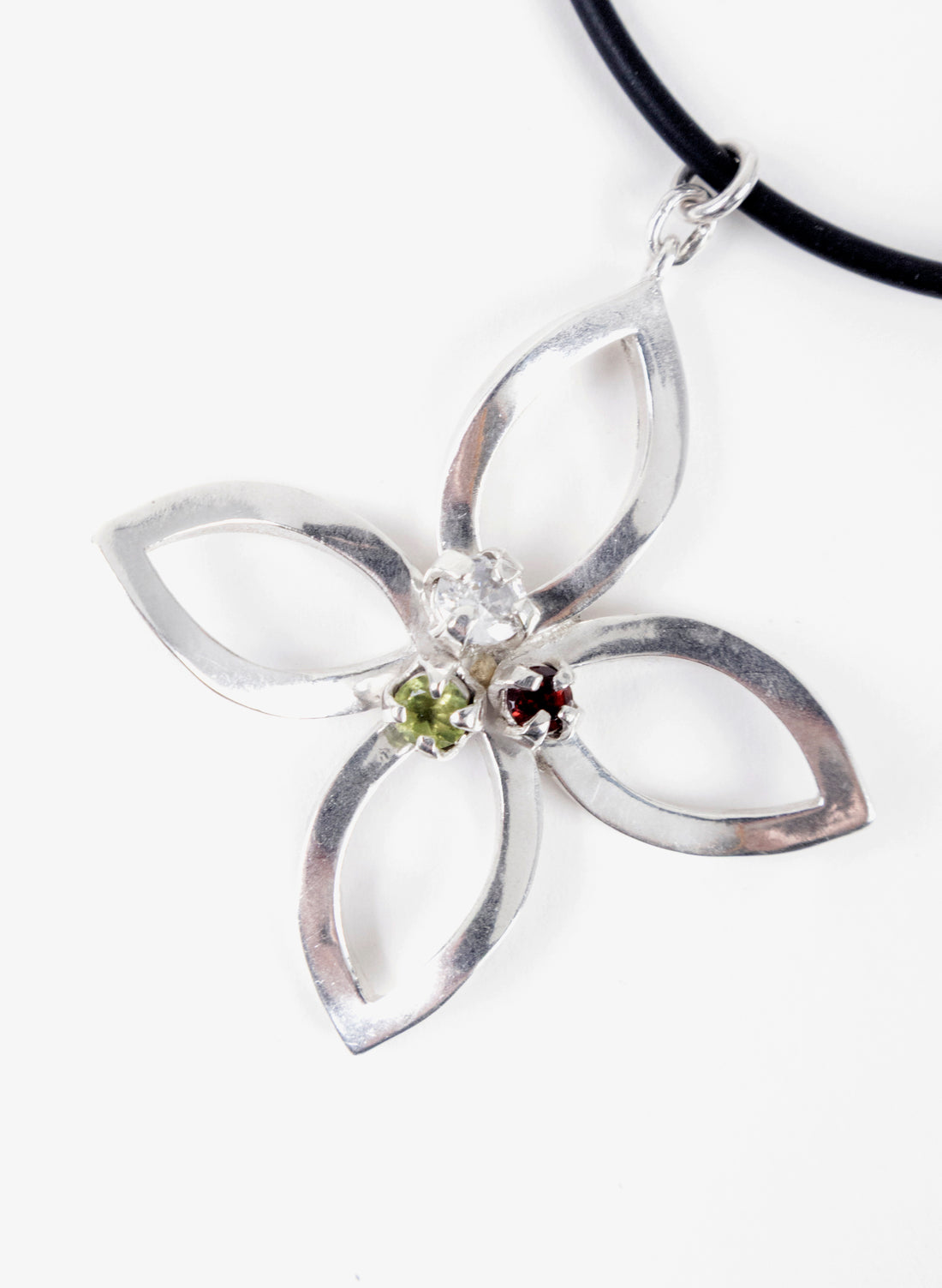 Open Leaf 4 Petal Necklace
