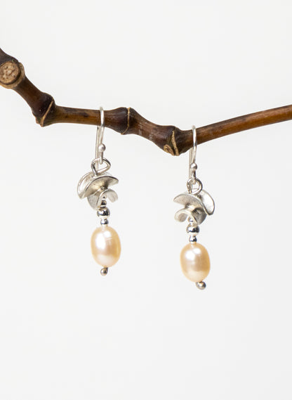 Round Leaf with White Pearl Earrings