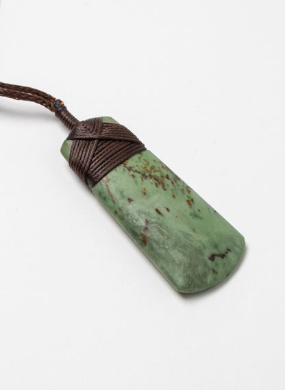 Pounamu Cross Over Pendant